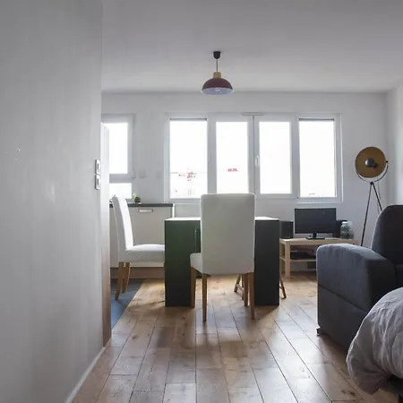 Apartment Hostnfly - Charming Bright Appt *